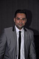 Abhay Deol debuts on Zee TV new reality show Connected Hum Tum in Mumbai on 13th May 2013 (30).JPG